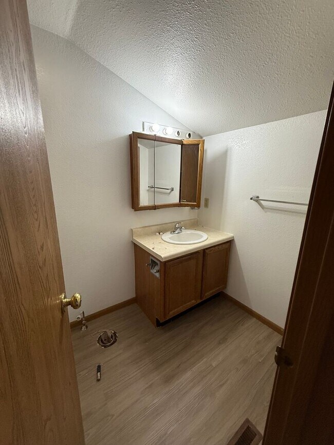 Building Photo - 1521 Colorado St