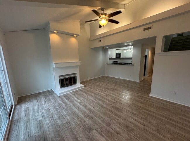 Building Photo - 229 St Luke Ct