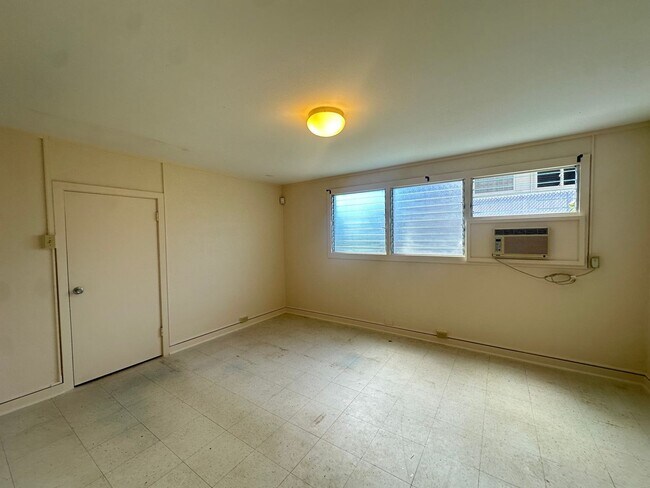 Building Photo - 1730 Maoi Pl