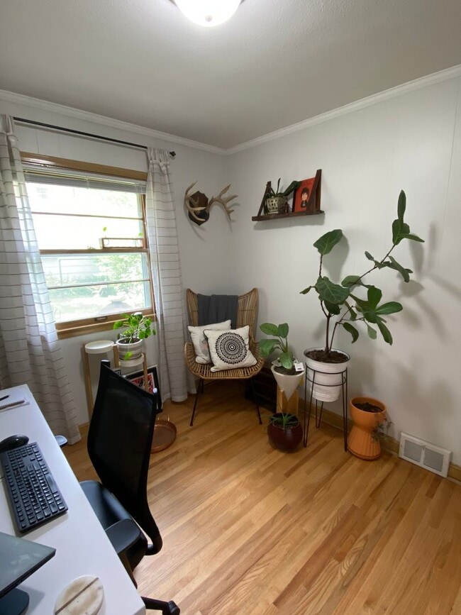 Building Photo - Charming NE Home w/ Two Car Garage