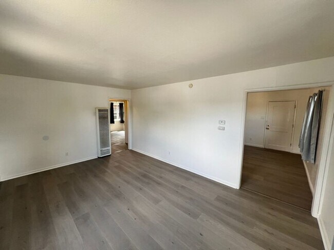 Building Photo - 344TH-Betschart, Timothy (344/346/348)