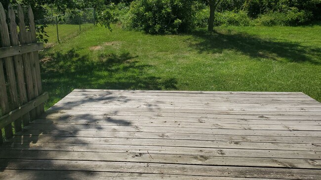 Building Photo - 1685-1687 Sonora Dr