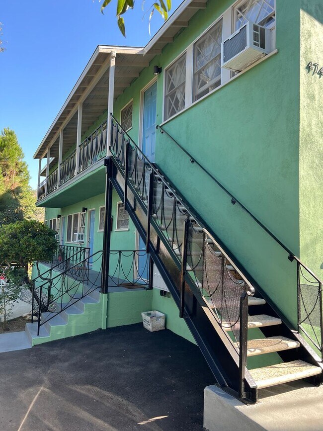 Building Photo - 4741 N Figueroa St