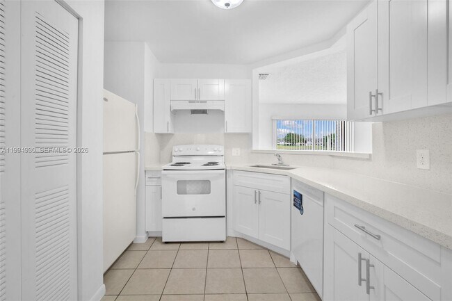 Building Photo - 3437 NW 44th St