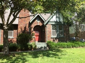 Building Photo - 872 N Barksdale St