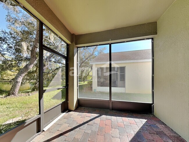 Building Photo - 461 Misty Oaks Run