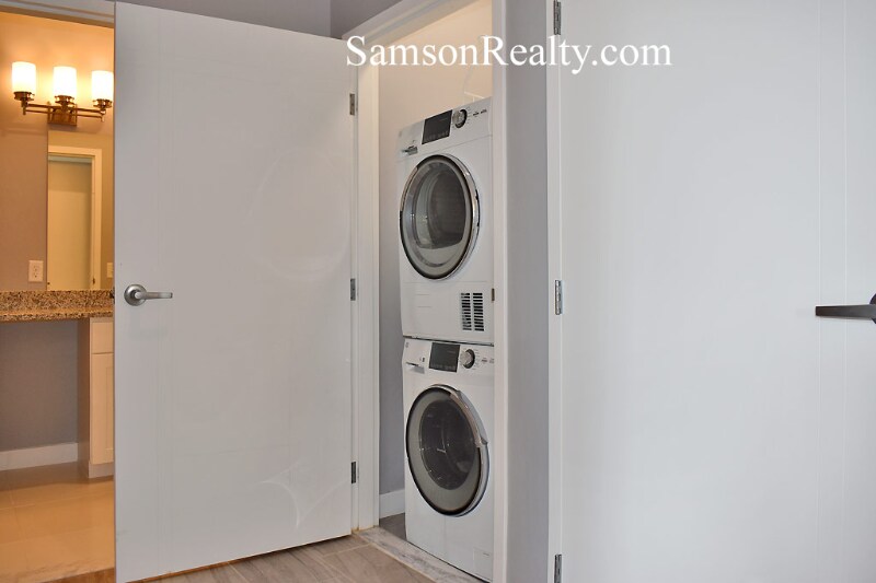 Building Photo - 44 Hospital St