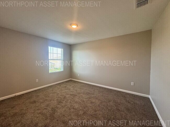 Building Photo - "AUGUST MOVE IN SPECIAL: $500 off on 2nd M...