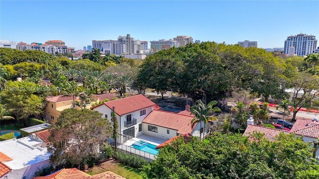 Building Photo - 519 Alhambra Cir