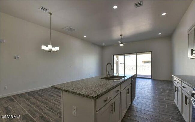 Building Photo - 51073 Sand Verbena Ave