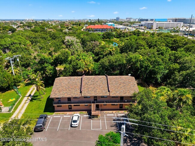 Building Photo - 201 Cocoa Isles Blvd