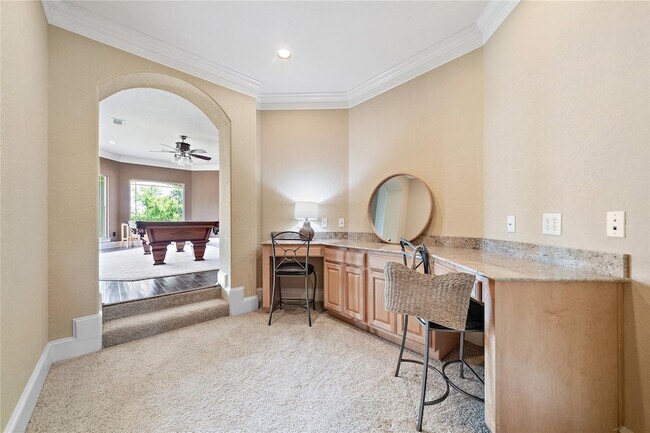 Building Photo - 19182 Grandview Point