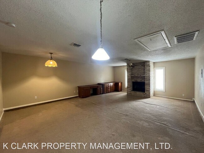 Building Photo - 4 br, 2 bath House - 3126 MEADOW CREEK