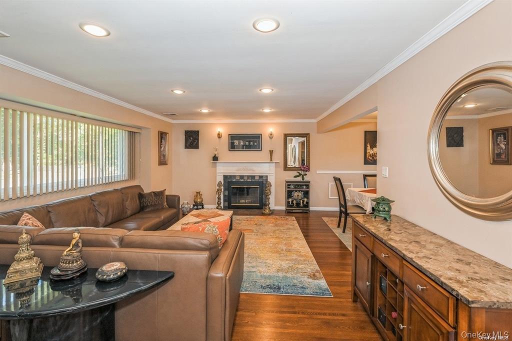 Building Photo - 41 Eaton Rd