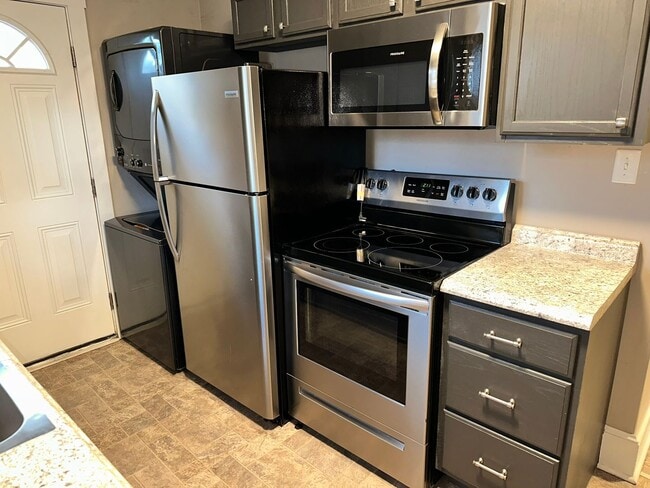 Building Photo - Cute Two Bedroom Home in The Arts District!