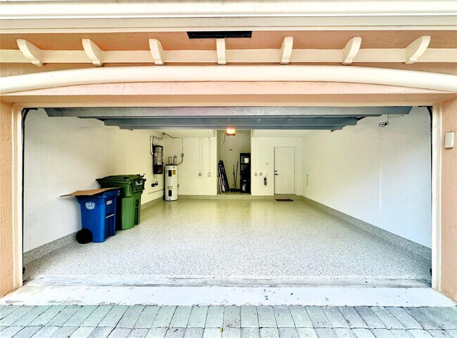 Building Photo - 2669 Center Ct Dr