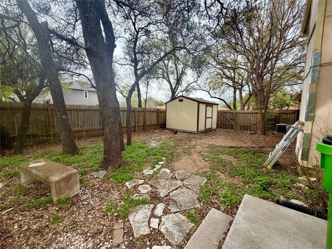 Building Photo - 17844 Park Valley Dr