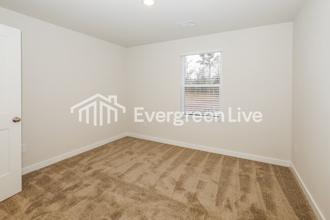 Building Photo - 250 Crababble Rd