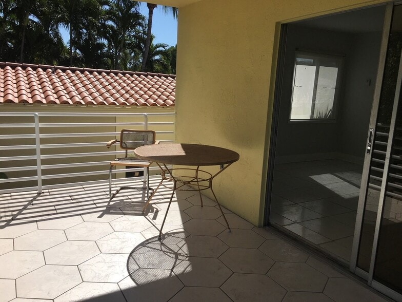 Balcony - 641 SW 28th Rd