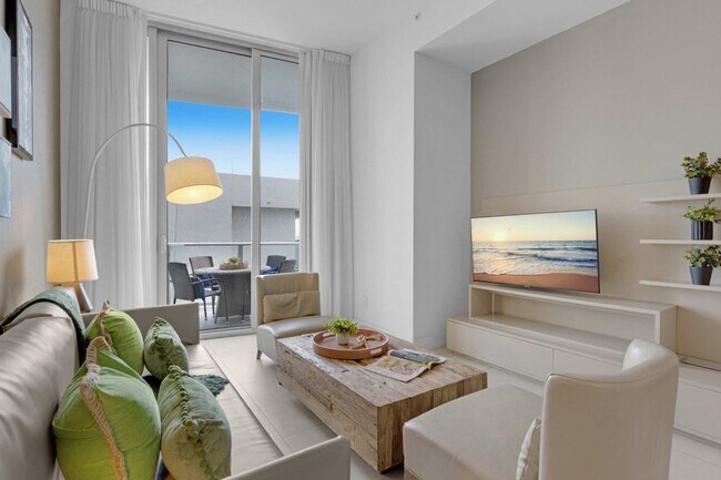 Building Photo - 4111 S Ocean Dr