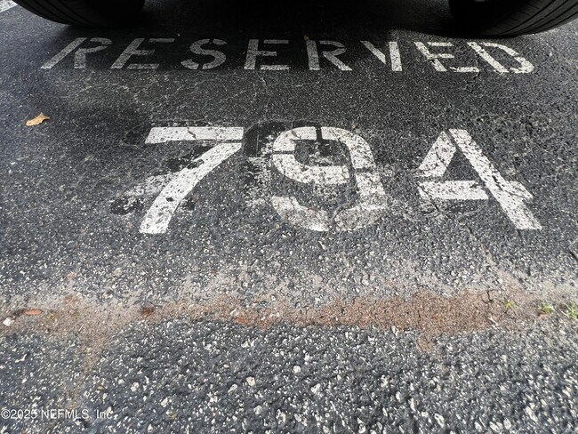 Building Photo - 7920 Merrill Rd