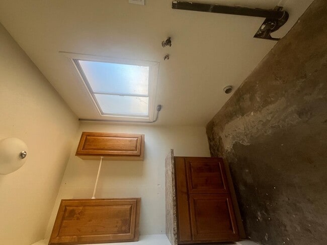 Building Photo - 499 S 2nd St