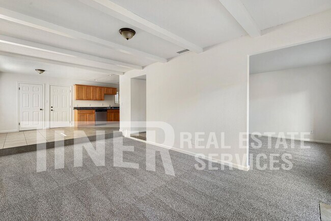 Building Photo - 2800 Sarina Ct