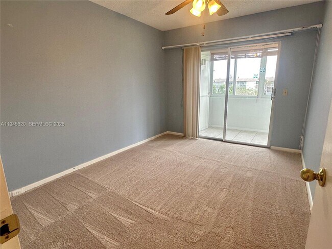 Building Photo - 248 Brighton F