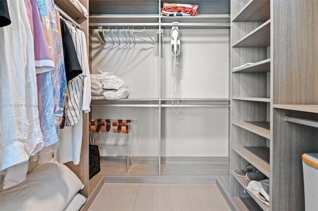 Building Photo - 500 Alton Rd