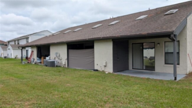 Building Photo - 2702 Tally Ho Ave