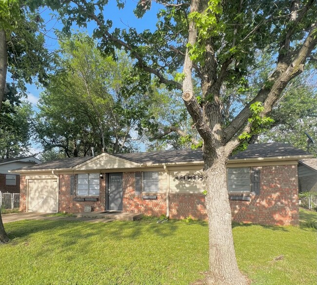 Primary Photo - 4813 Bermuda Cir