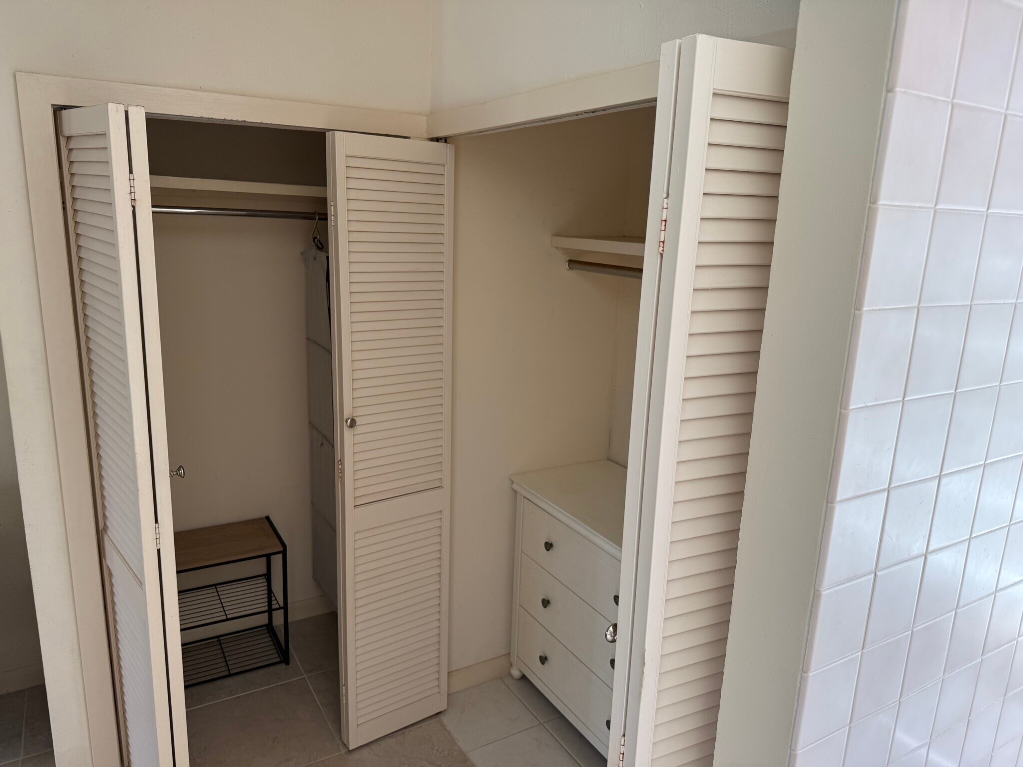 Building Photo - 68-679 Hoomana Pl