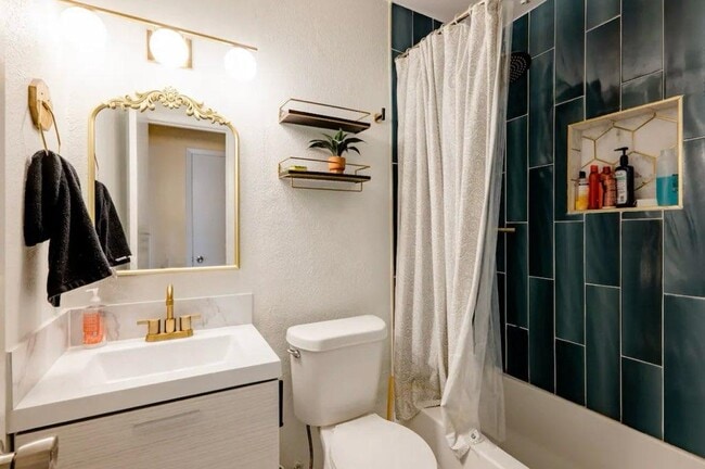 Building Photo - 10407 Burmaster Ln