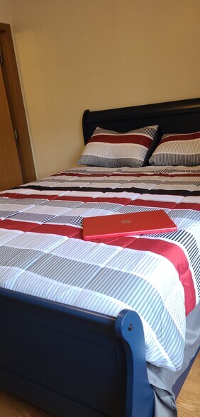 Building Photo - 681 Carroll St