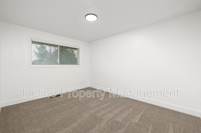 Building Photo - 549 N 600 E