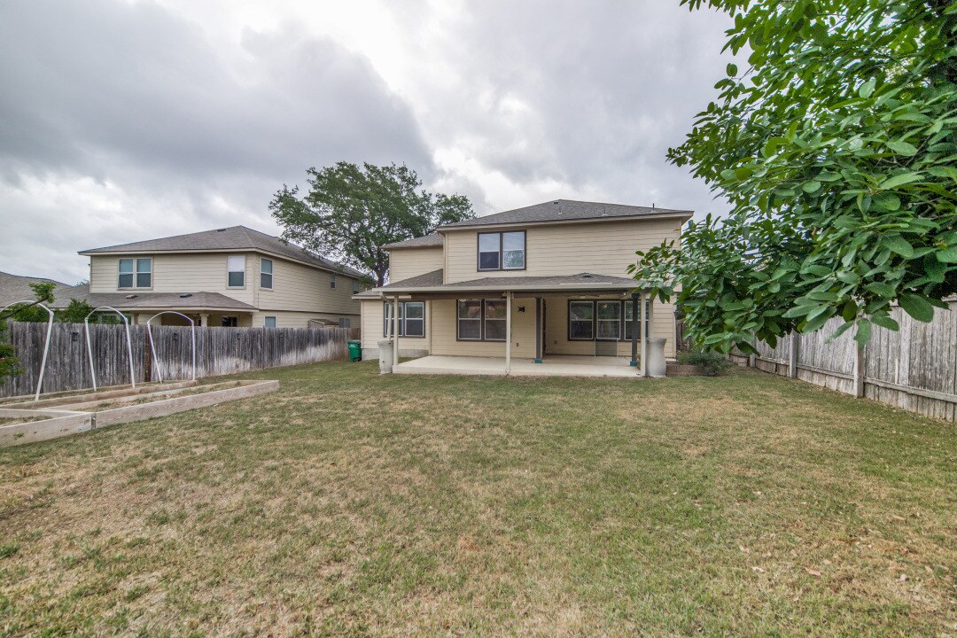 Building Photo - 10811 Marot Fld