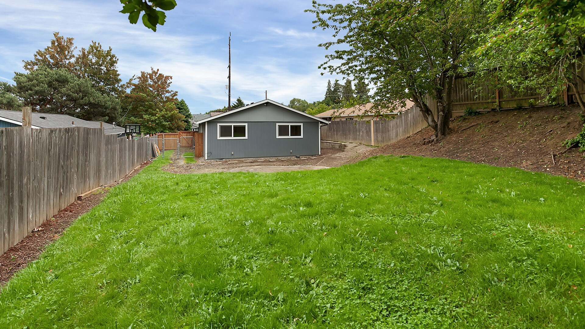 Building Photo - 9005 North Peninsular Avenue