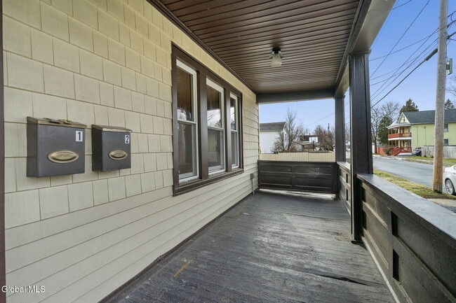 Building Photo - 16 Berkley Ave