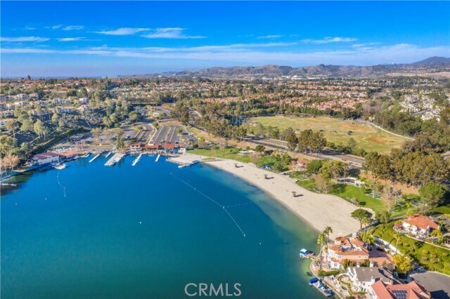 Building Photo - 26941 Stonehaven