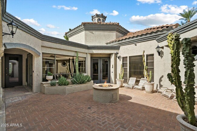 Building Photo - 15095 N Thompson Peak Pkwy