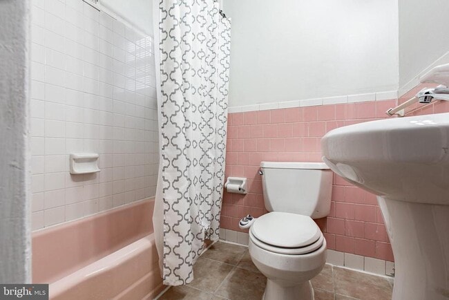 Building Photo - 430 N Patrick St