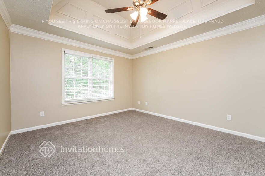 Building Photo - 3750 Scotland Ln SW