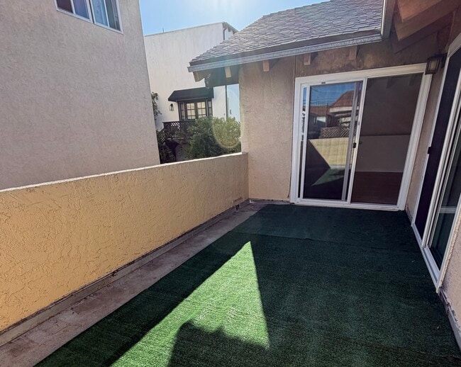 Building Photo - 1921 Harriman Ln