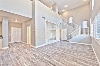 Building Photo - 647 Pacific Cascades Dr