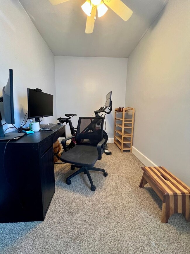 Building Photo - Gorgeous 3-Bedroom Townhome in East Falls! Available June 1st!