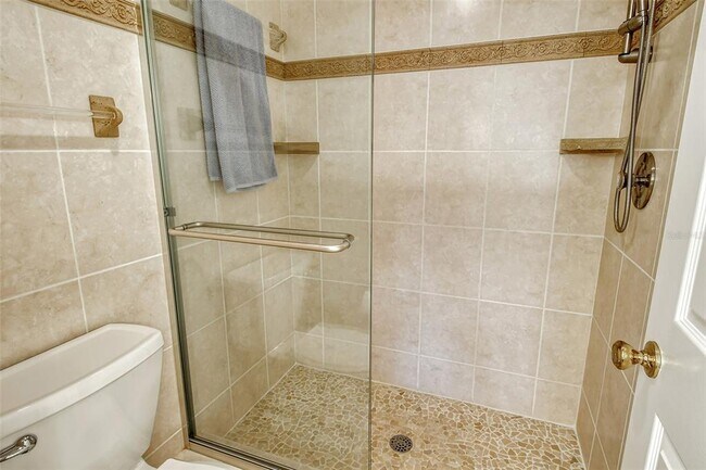 Building Photo - 5644 Ashton Lake Dr