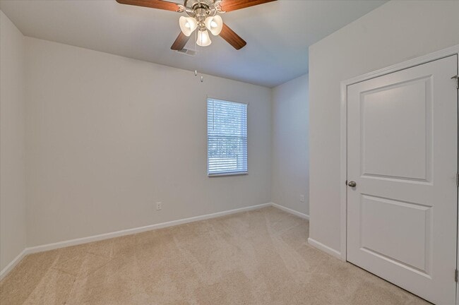 Building Photo - 2892 Calli Crossing Dr