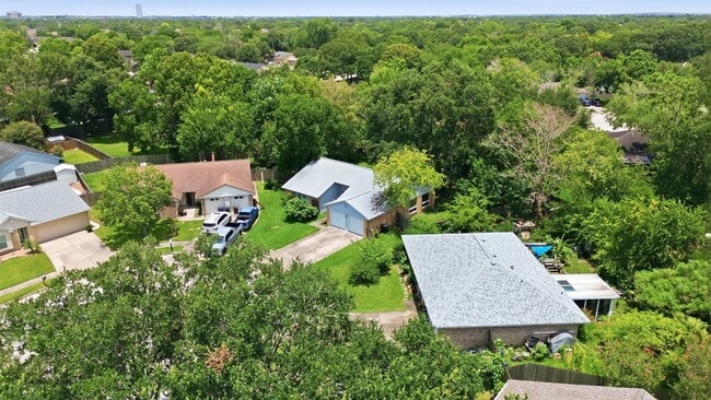 Building Photo - 214 Glen Haven Ct