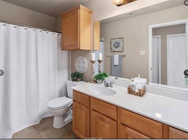 Building Photo - 912 Whitewing Ln