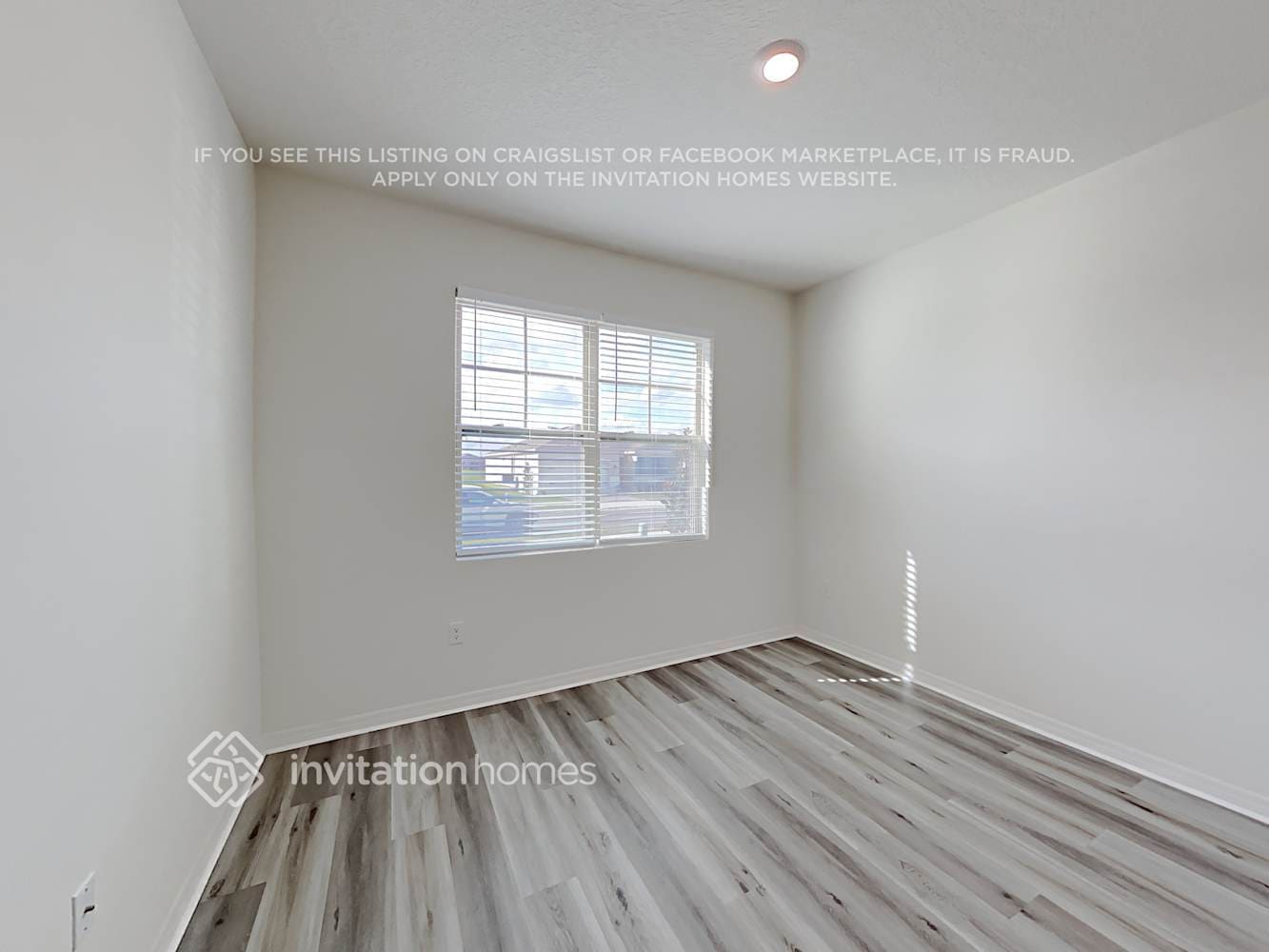 Building Photo - 1523 Lyonsdale Ln